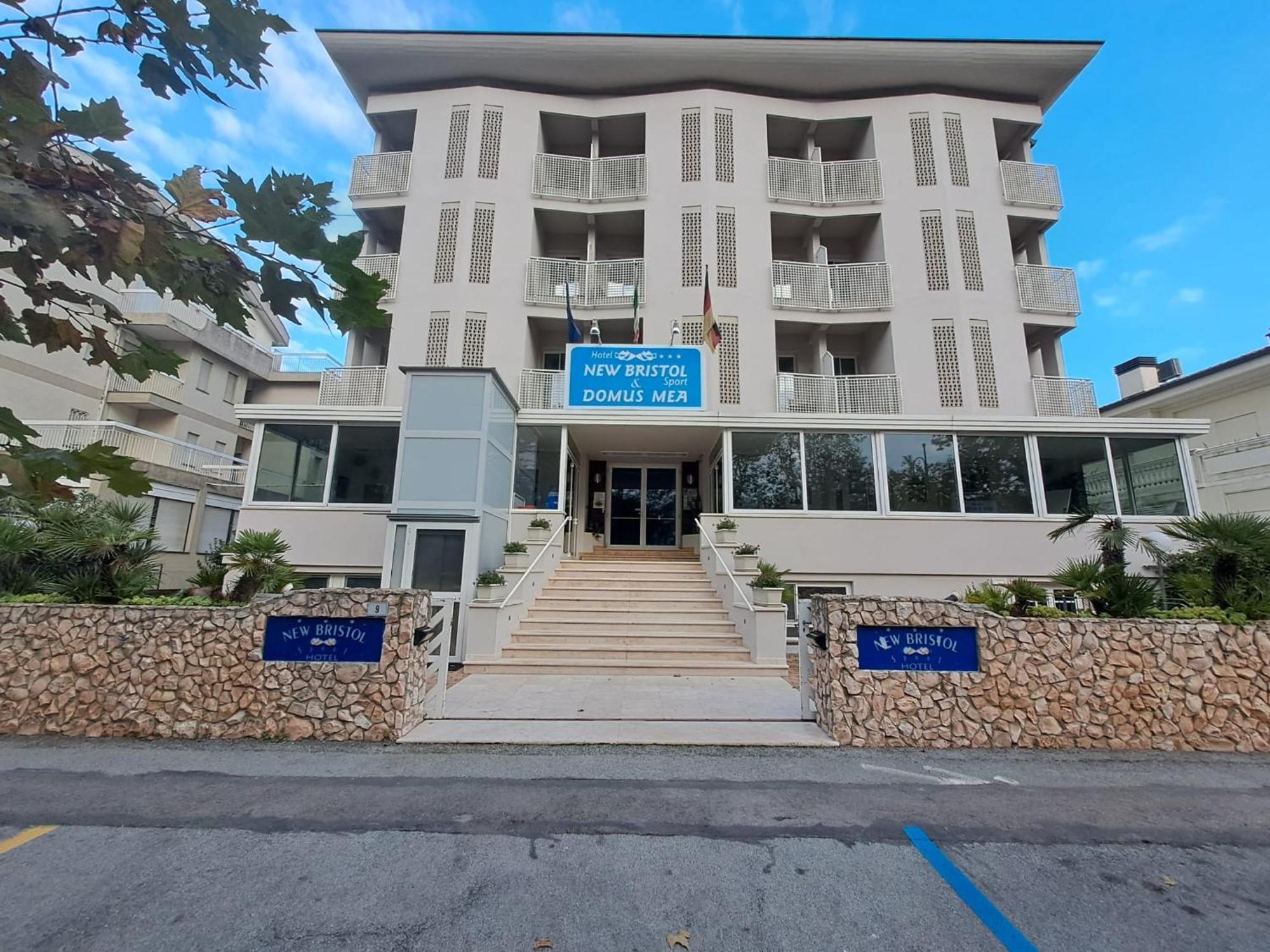 New Bristol Sport Hotel Cesenatico Luaran gambar